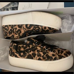 Steve Madden Leopard platform Emmi sneakers
